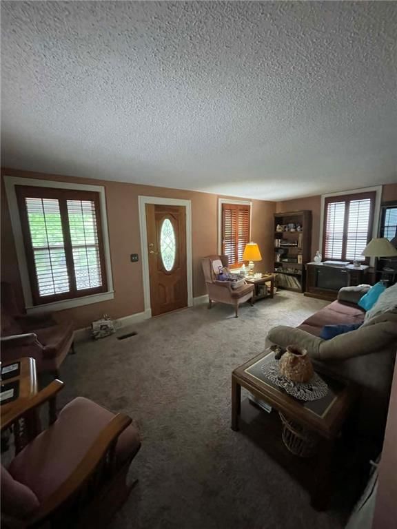 4338 Fairmount Avenue — photo 3