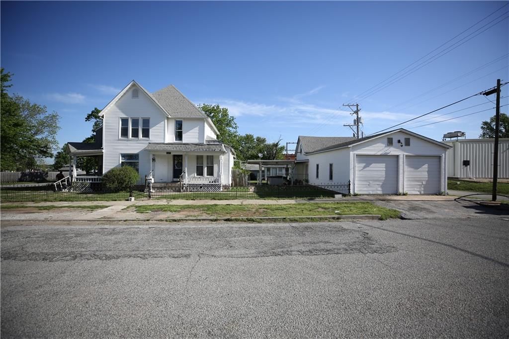 821 Short Street — photo 3