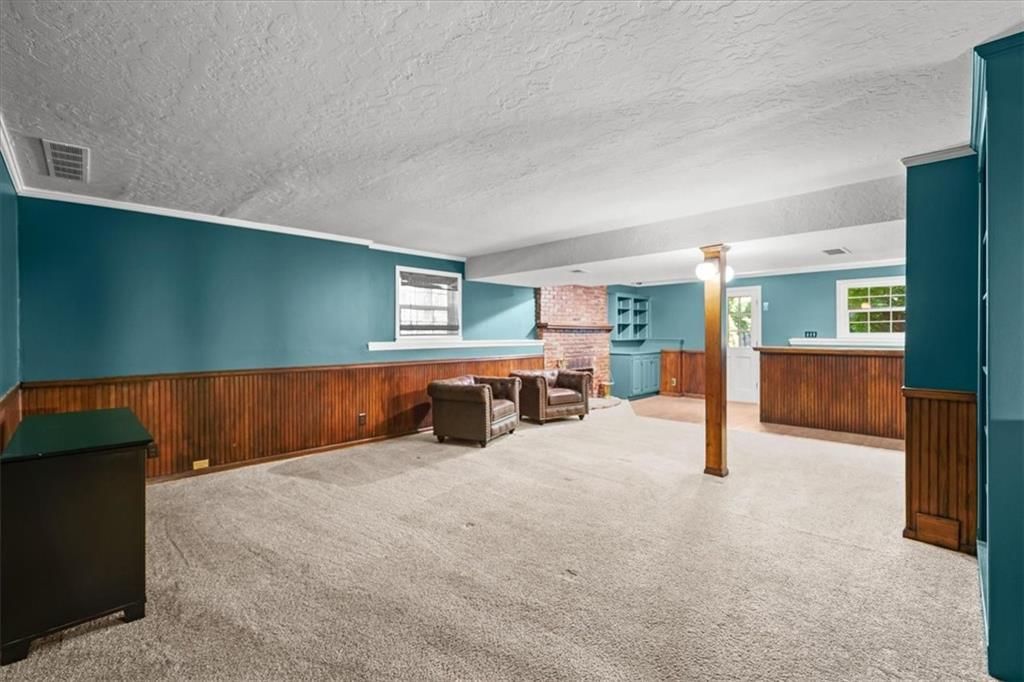 8105 W 99th Street — photo 39