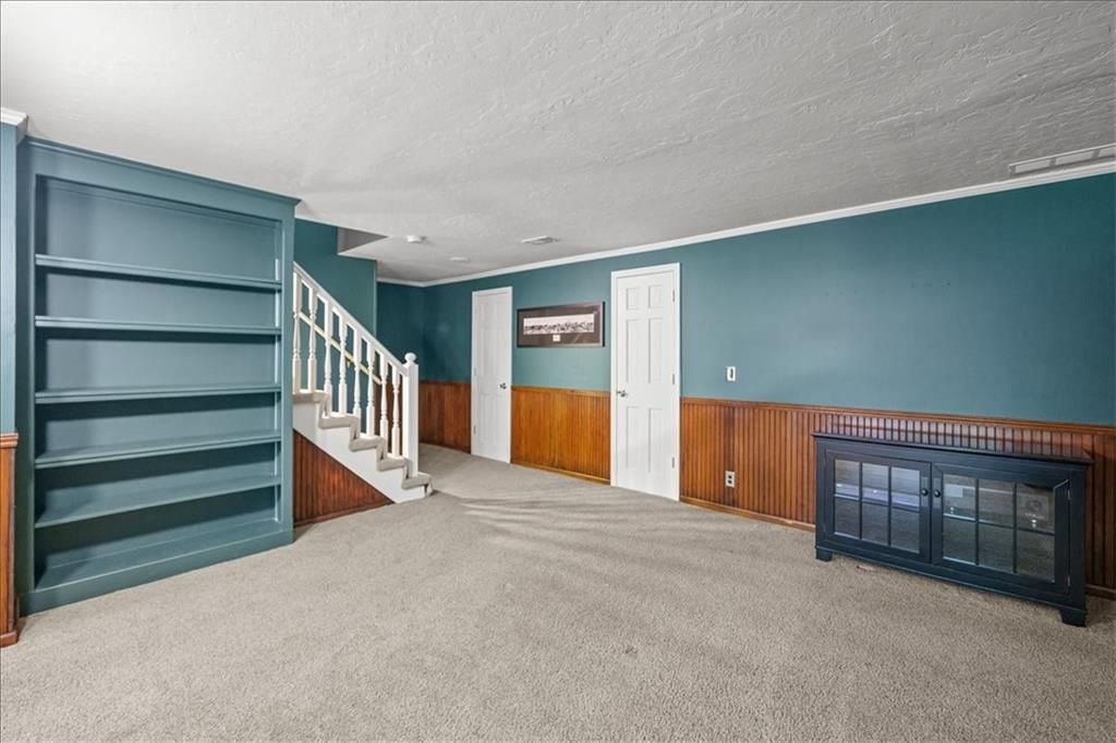 8105 W 99th Street — photo 41