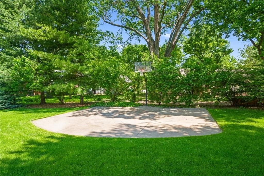 8105 W 99th Street — photo 54