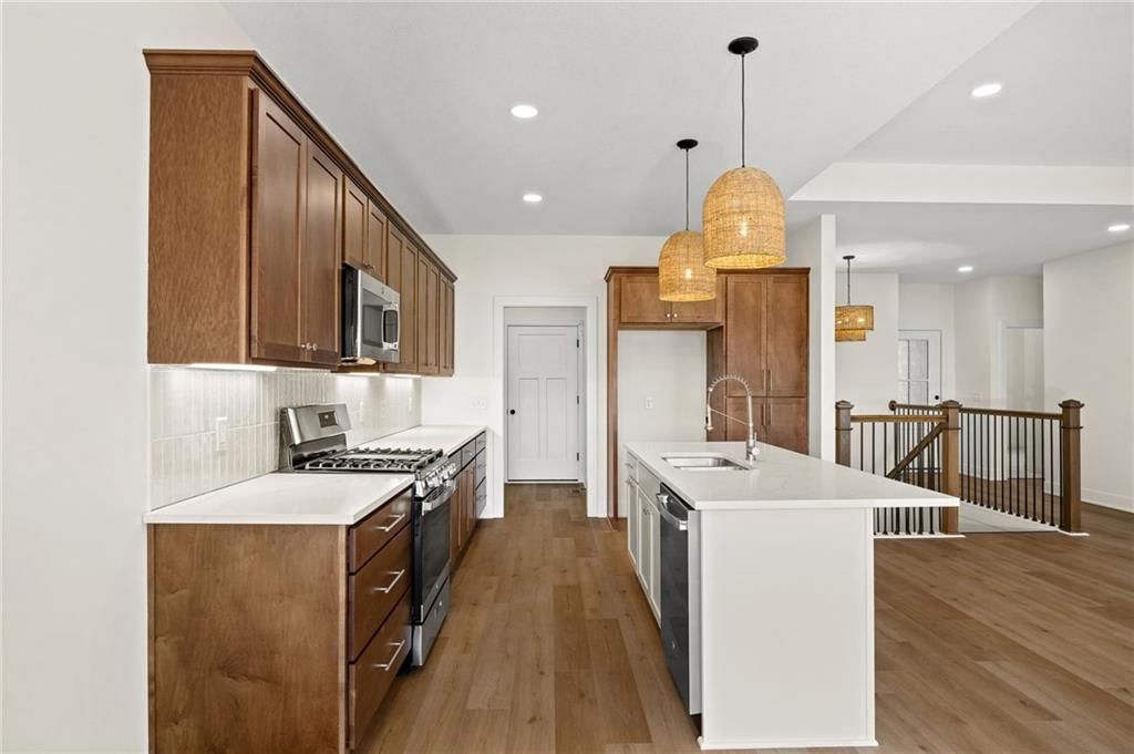 1405 Country Court — photo 11