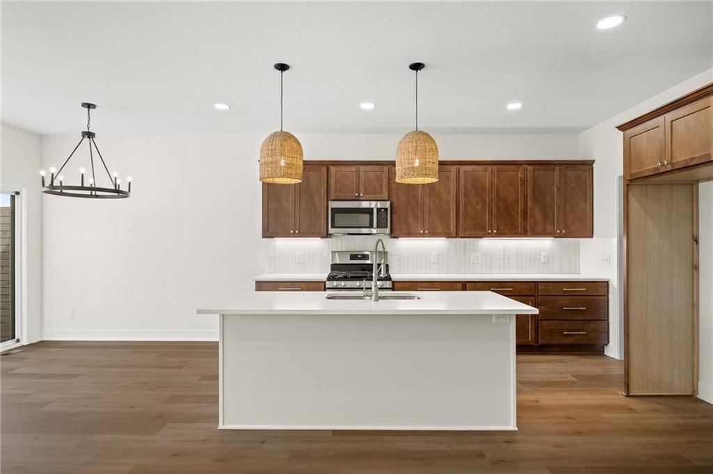 1405 Country Court — photo 13