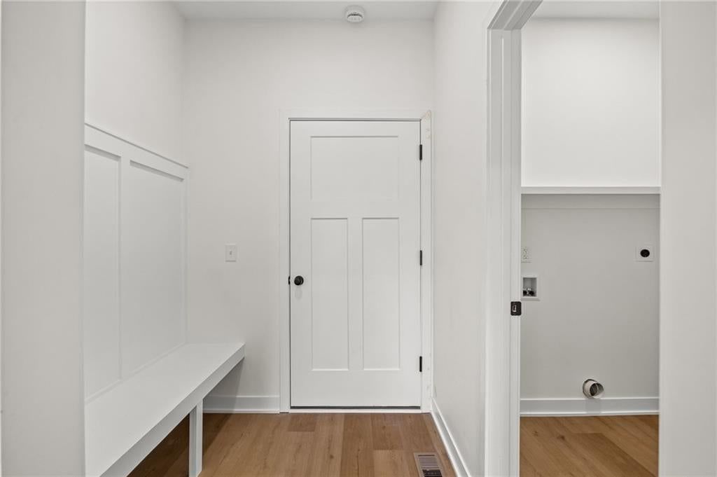 1405 Country Court — photo 15