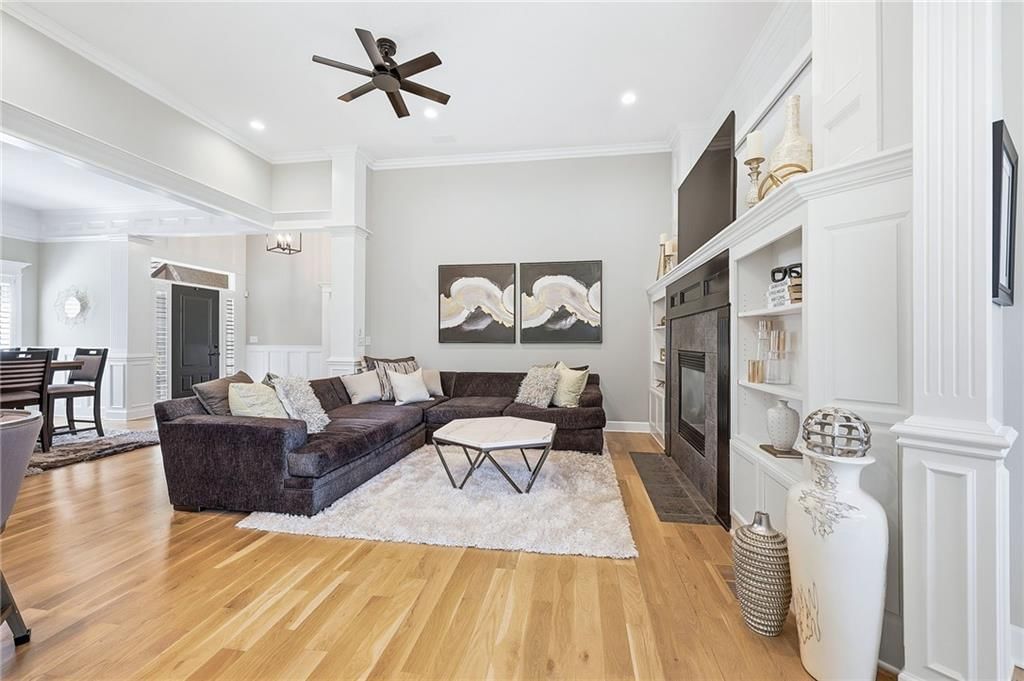9926 FOUNTAIN Circle — photo 12
