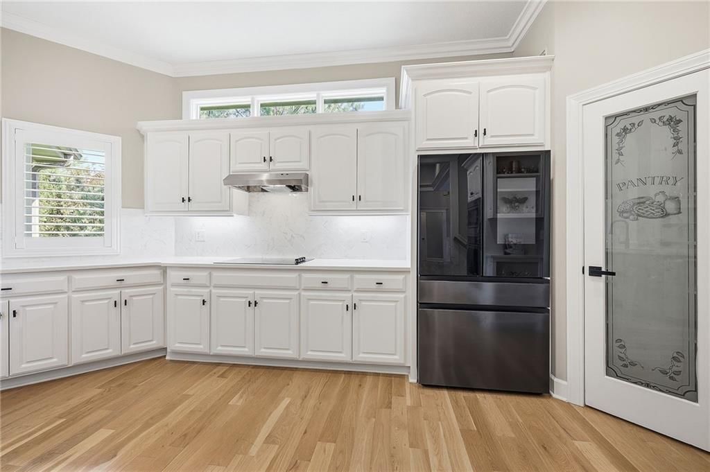 9926 FOUNTAIN Circle — photo 17