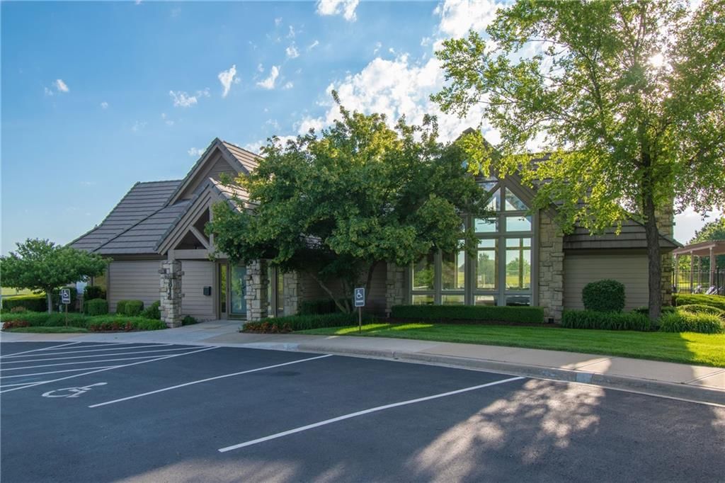 9926 FOUNTAIN Circle — photo 48