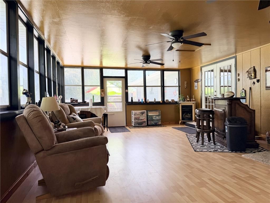 1809 Hillcrest Drive — photo 25