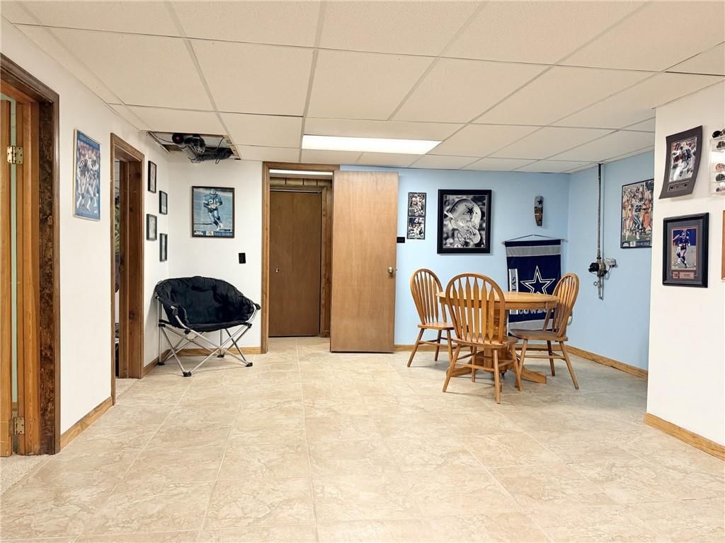 1809 Hillcrest Drive — photo 38
