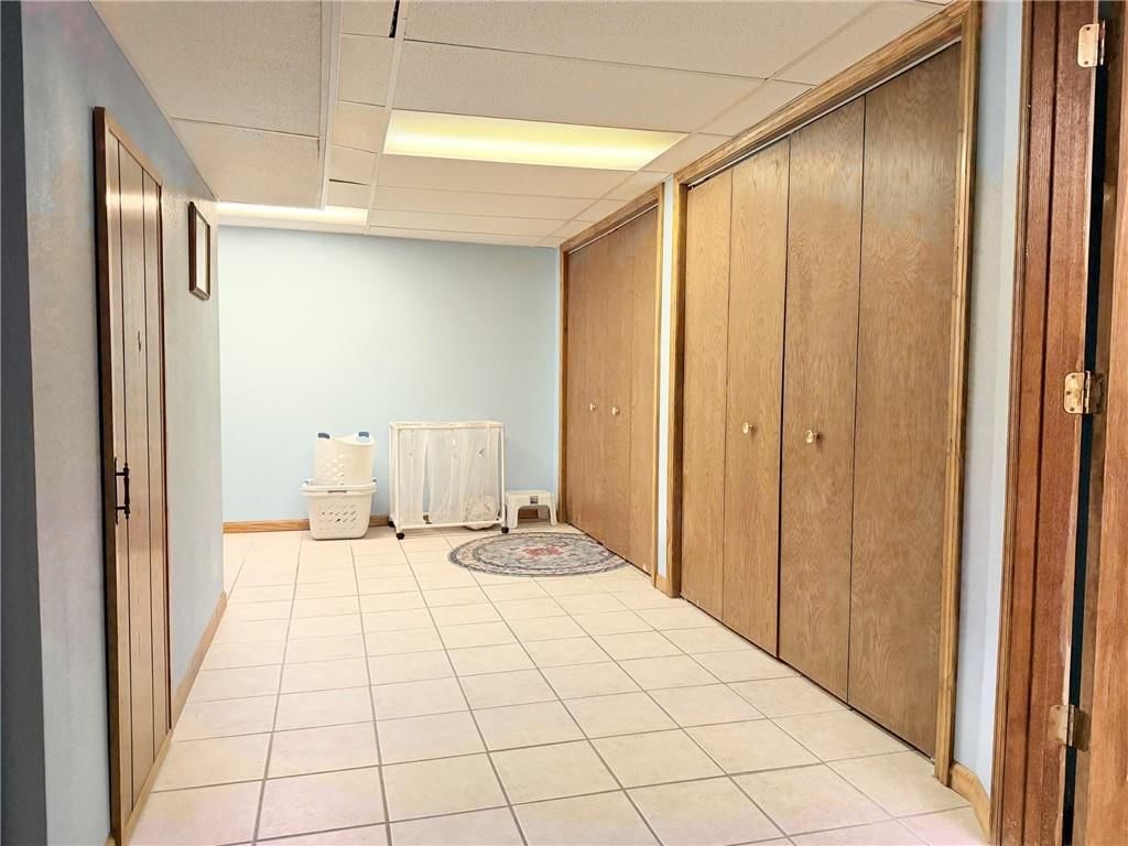 1809 Hillcrest Drive — photo 41