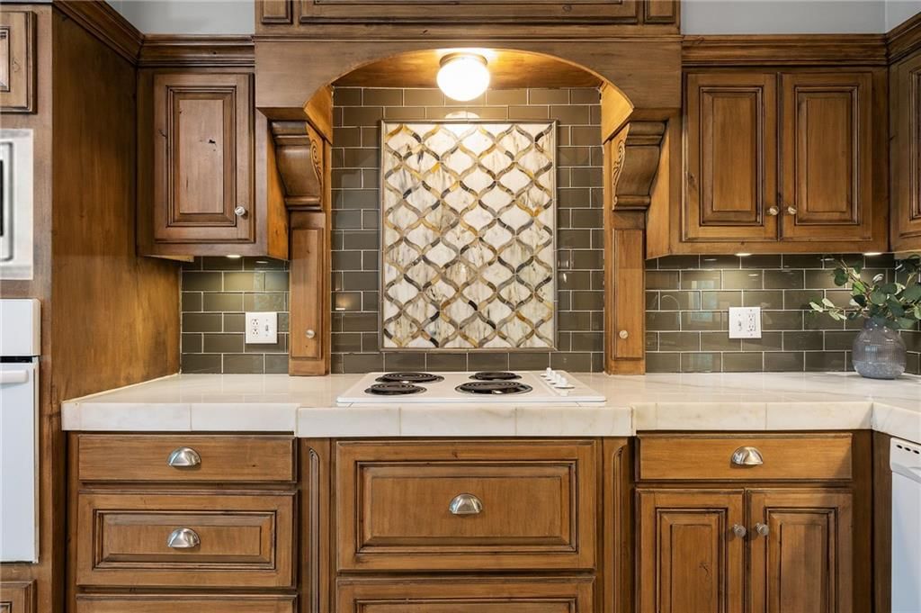 9248 Wedd Drive — photo 12