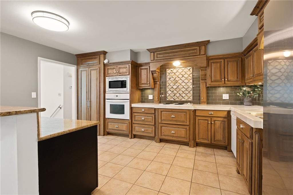 9248 Wedd Drive — photo 13