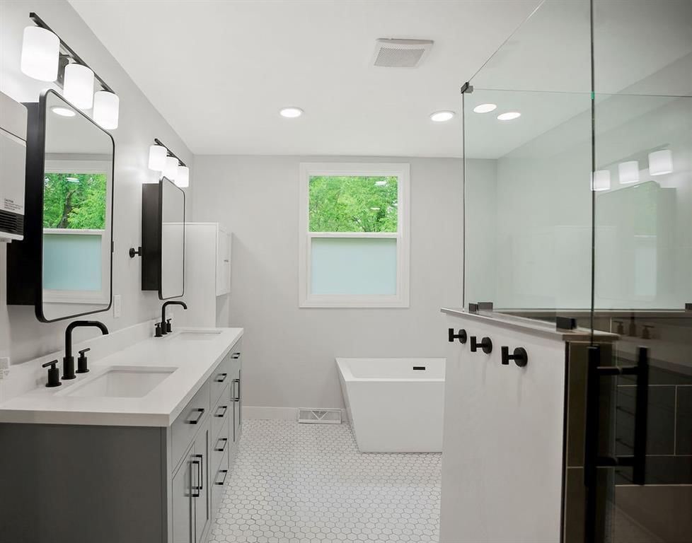 5826 FONTANA Drive — photo 21