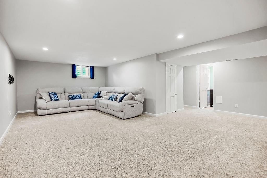 5826 FONTANA Drive — photo 26