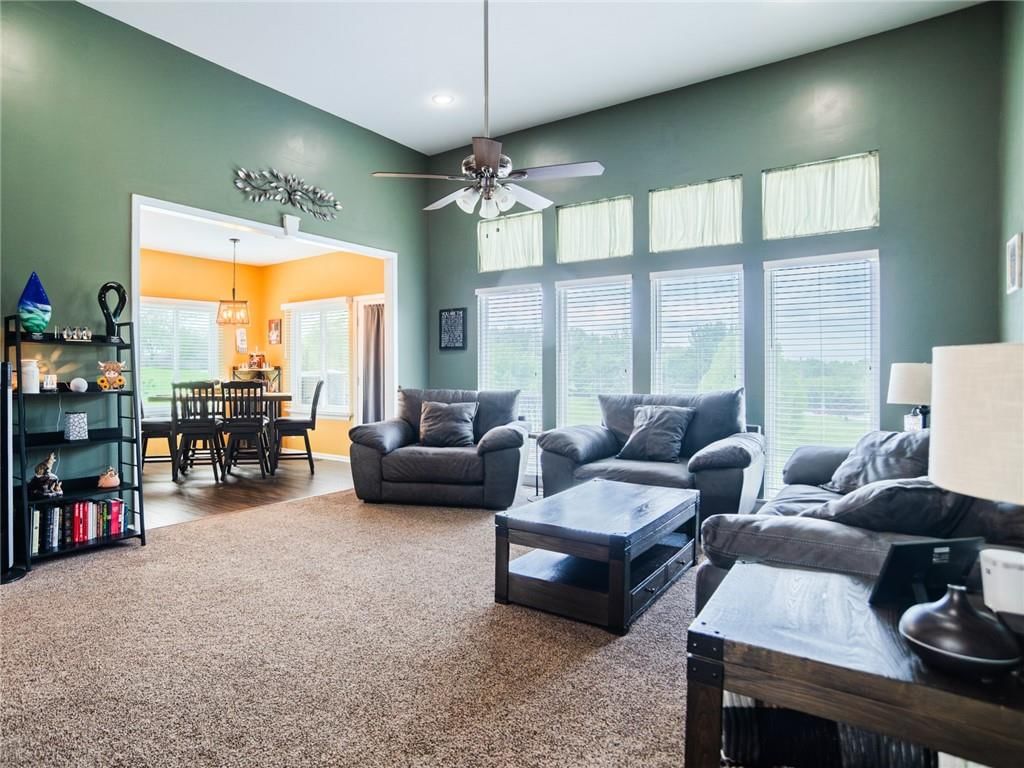 12216 Merion Drive — photo 2