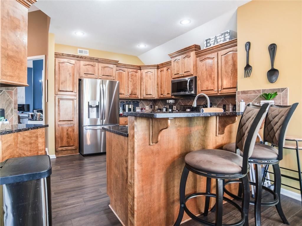 12216 Merion Drive — photo 9