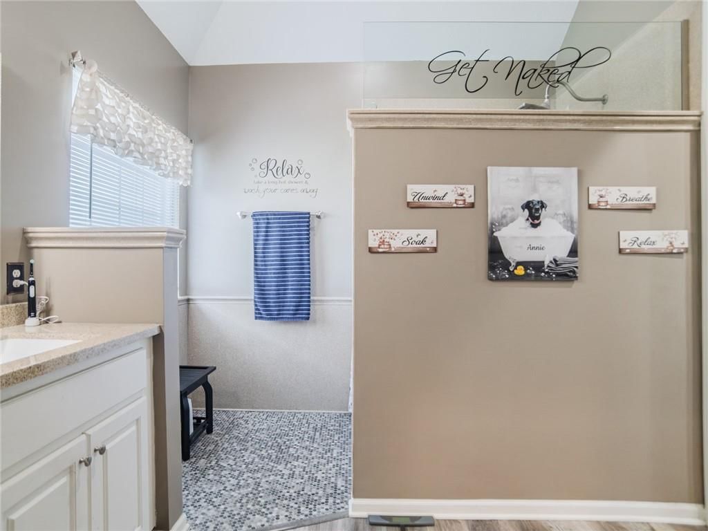 12216 Merion Drive — photo 16
