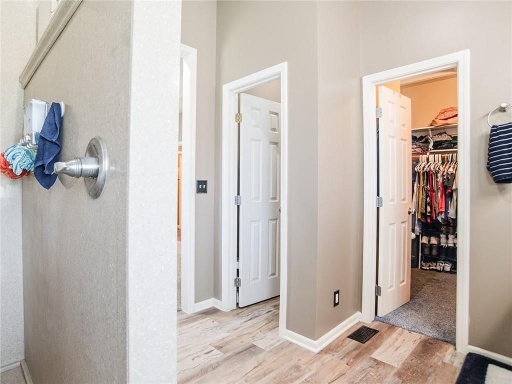 12216 Merion Drive — photo 17