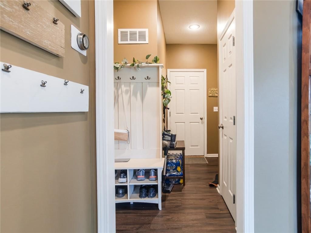 12216 Merion Drive — photo 21