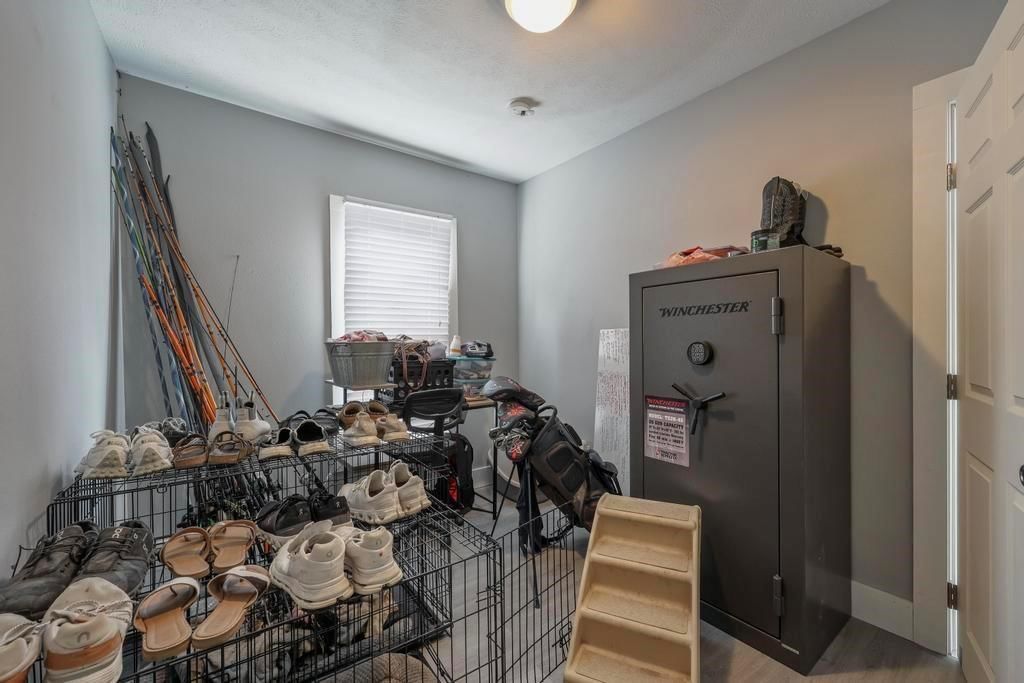 120 N Judson Street — photo 16