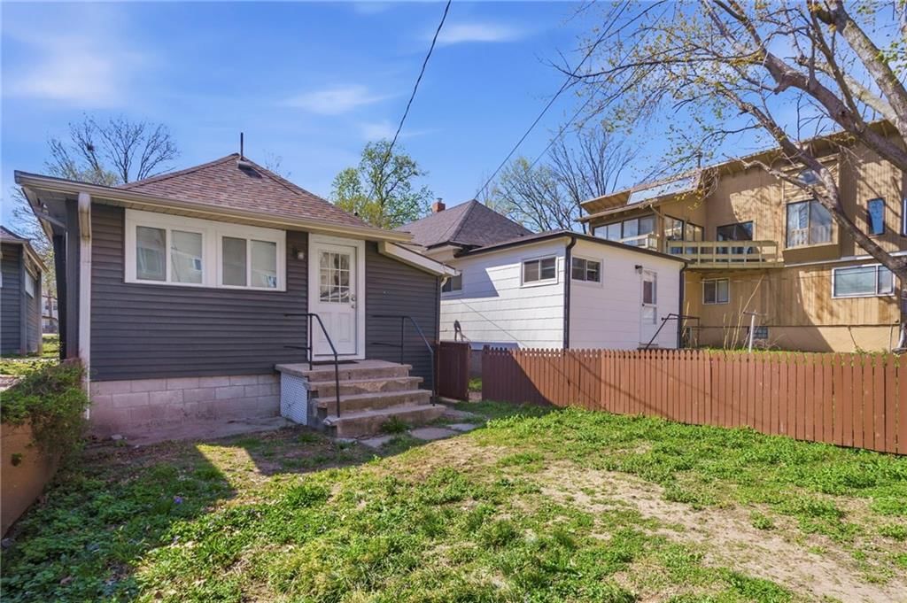 4315 Jarboe Street — photo 33
