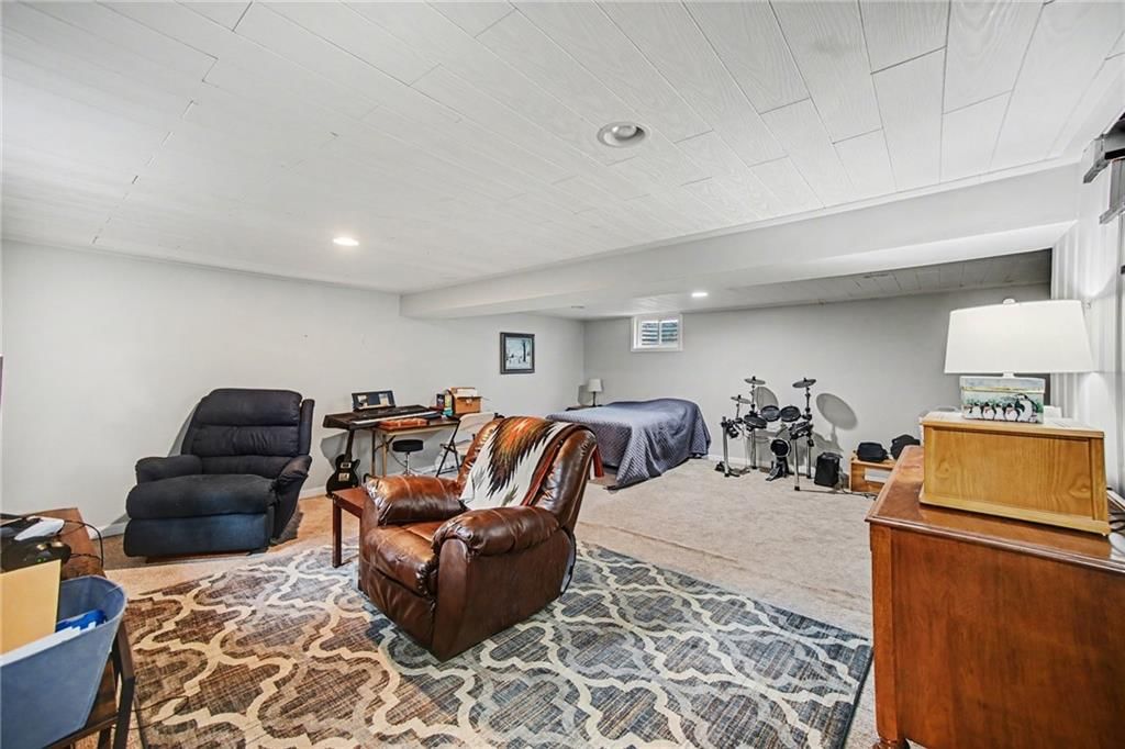 7025 Halsey Drive — photo 13