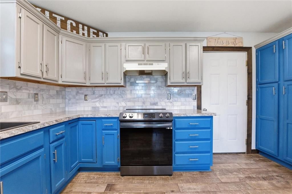 531 S Truman Road — photo 10