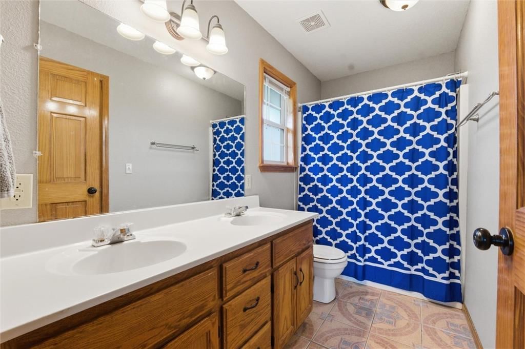 531 S Truman Road — photo 15