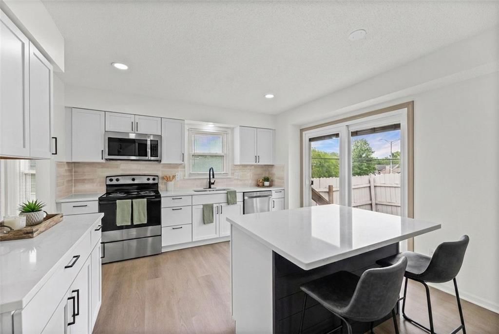 11901 W 100th Street — photo 10