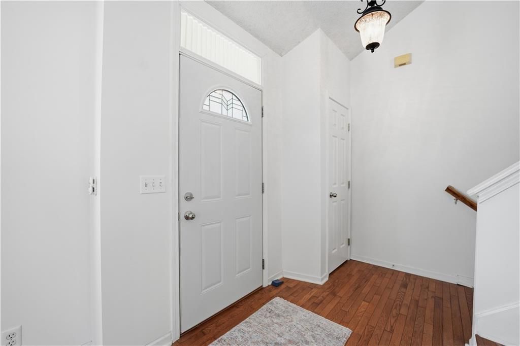 7305 N Richmond Avenue — photo 3