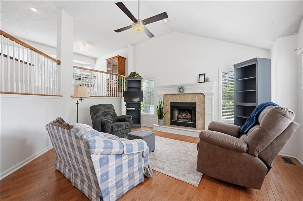 7305 N Richmond Avenue — photo 4