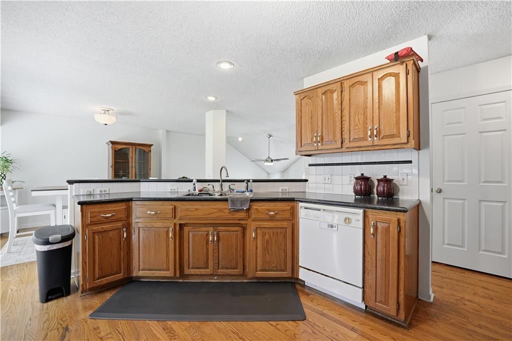 7305 N Richmond Avenue — photo 12
