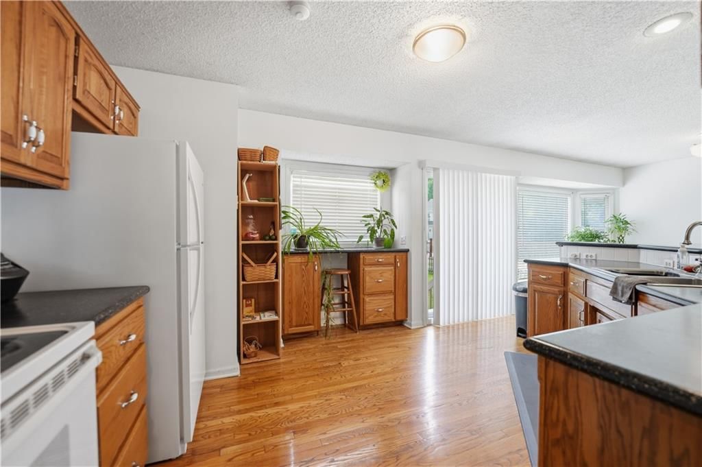 7305 N Richmond Avenue — photo 13