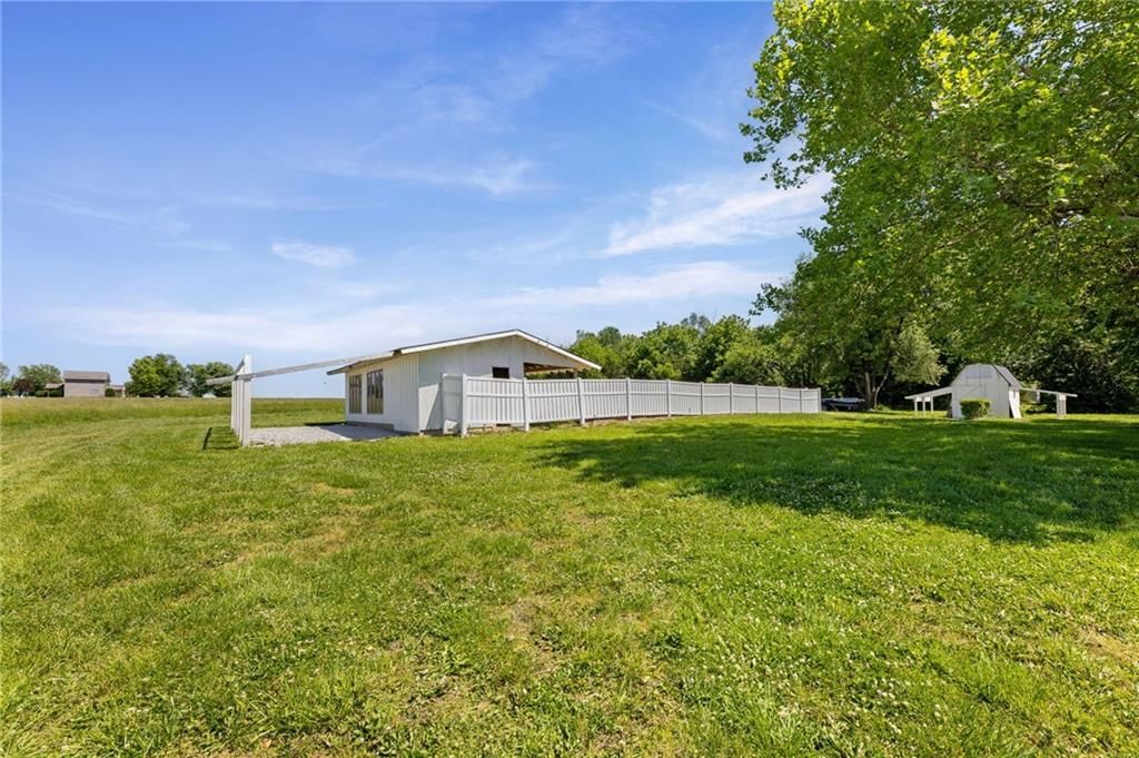 1501 N Kentucky Street — photo 39