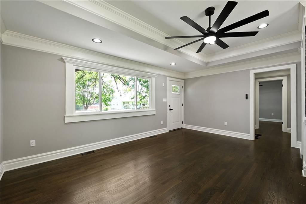 4312 S James Street — photo 4