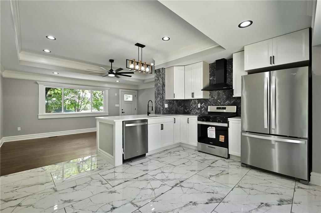 4312 S James Street — photo 9
