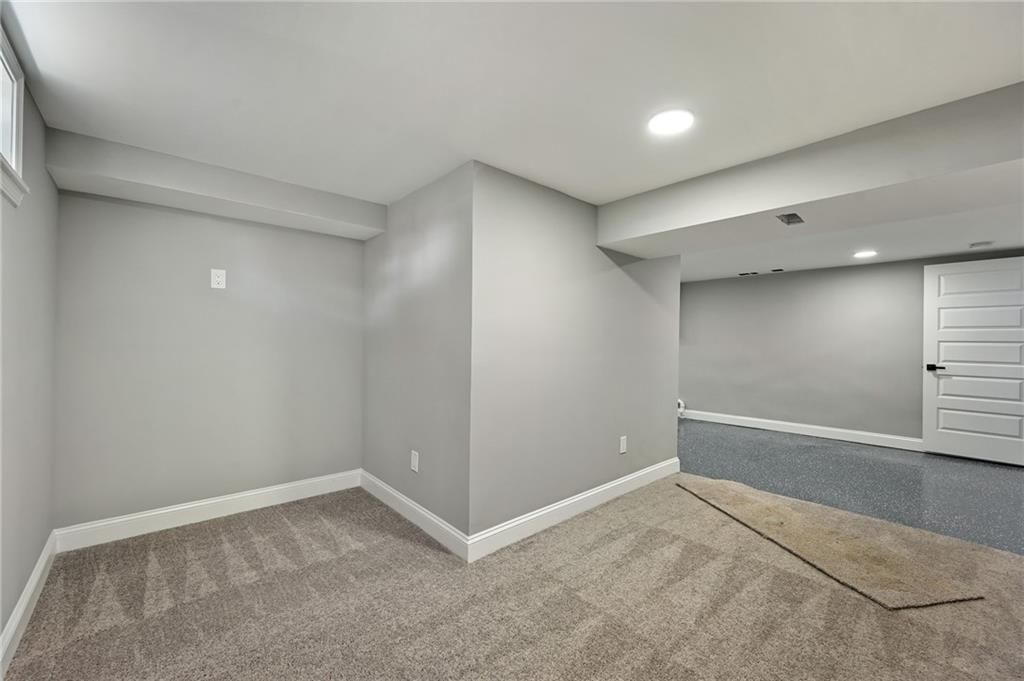 4312 S James Street — photo 19
