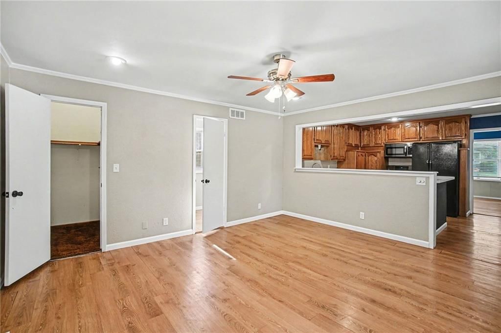 11522 W 70th Street — photo 9