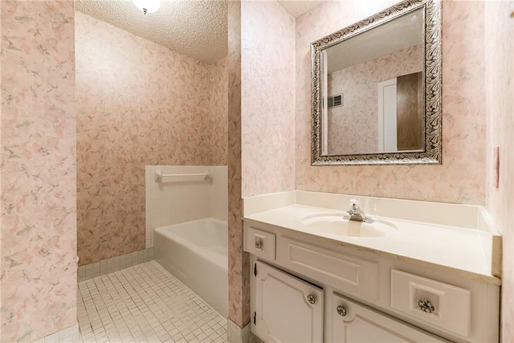 10308 E 96th Street — photo 33