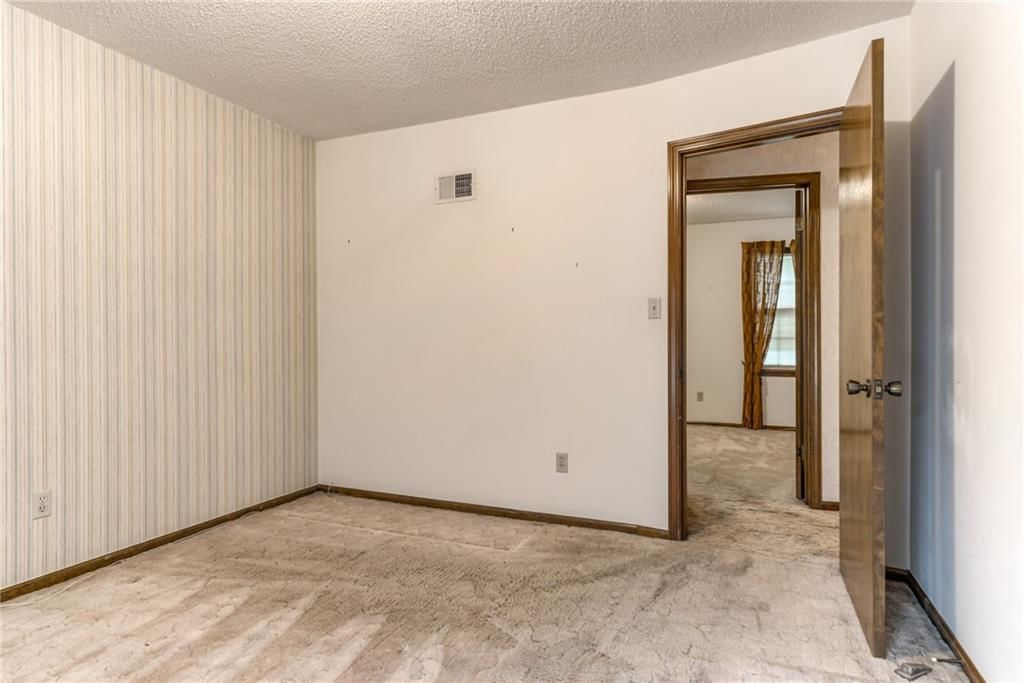 10308 E 96th Street — photo 38
