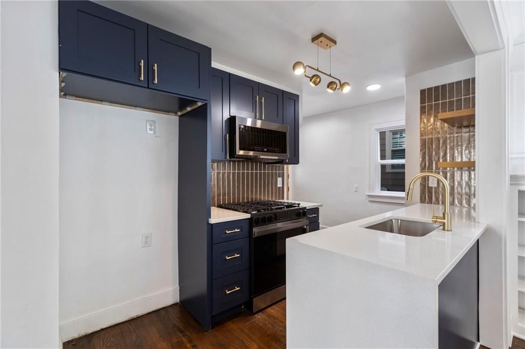 17 E 65th Terrace — photo 8
