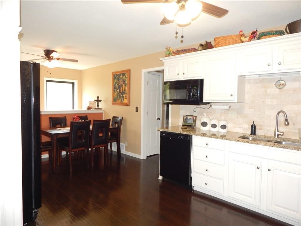 237 FAIRLANE Street — photo 8