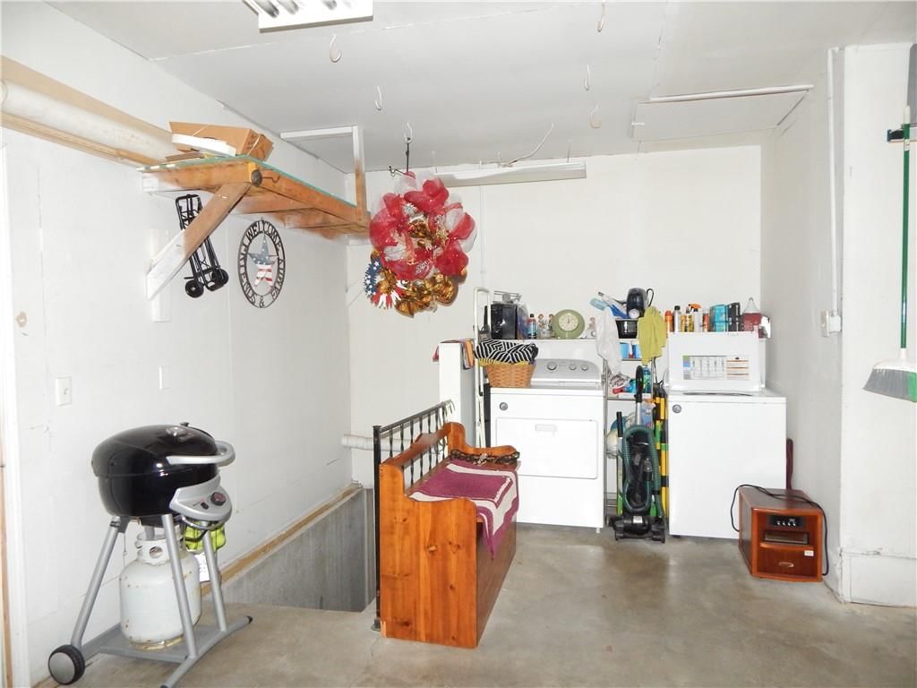237 FAIRLANE Street — photo 24