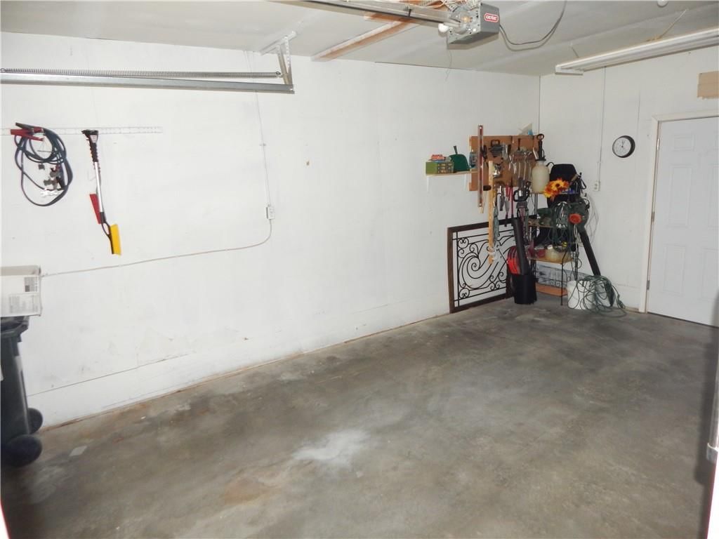 237 FAIRLANE Street — photo 25