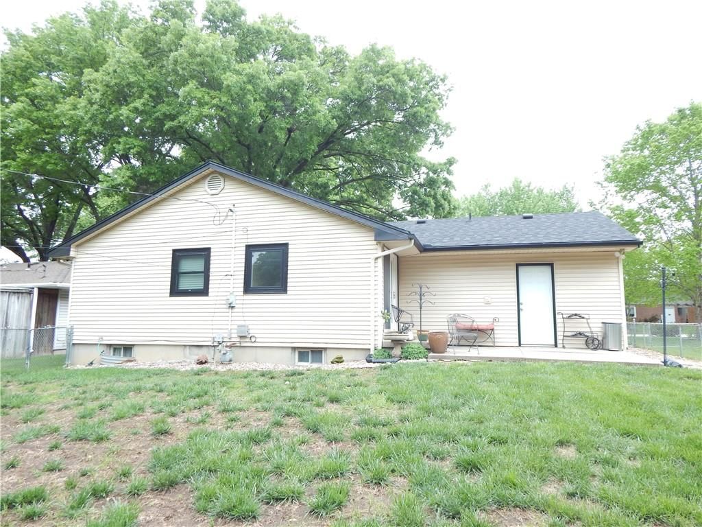 237 FAIRLANE Street — photo 36