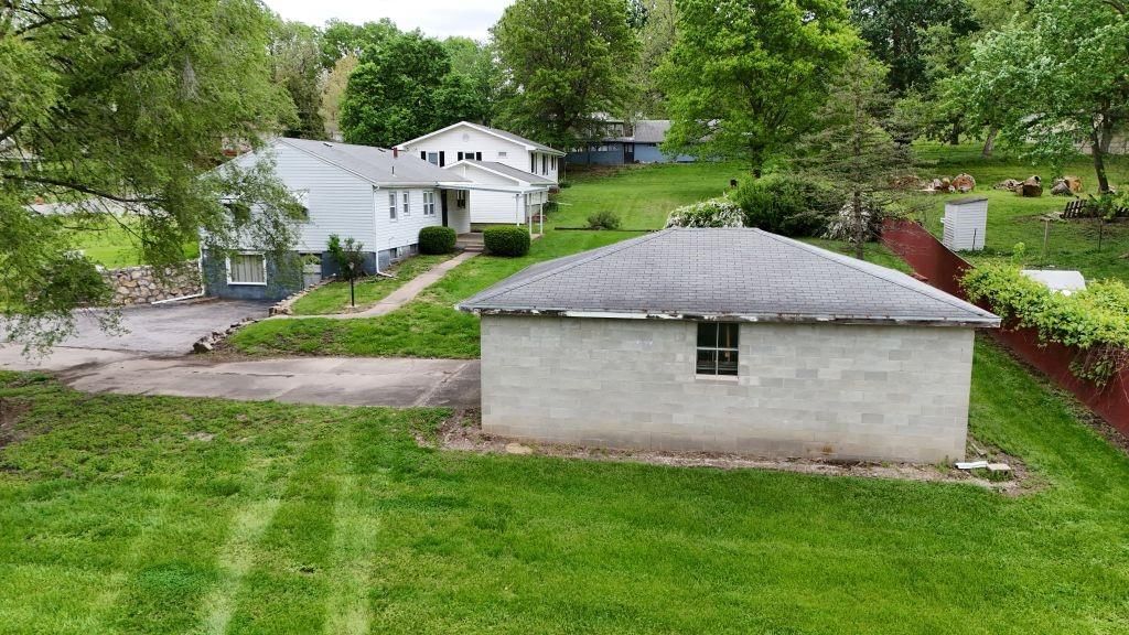 2802 Blackwell Road — photo 3