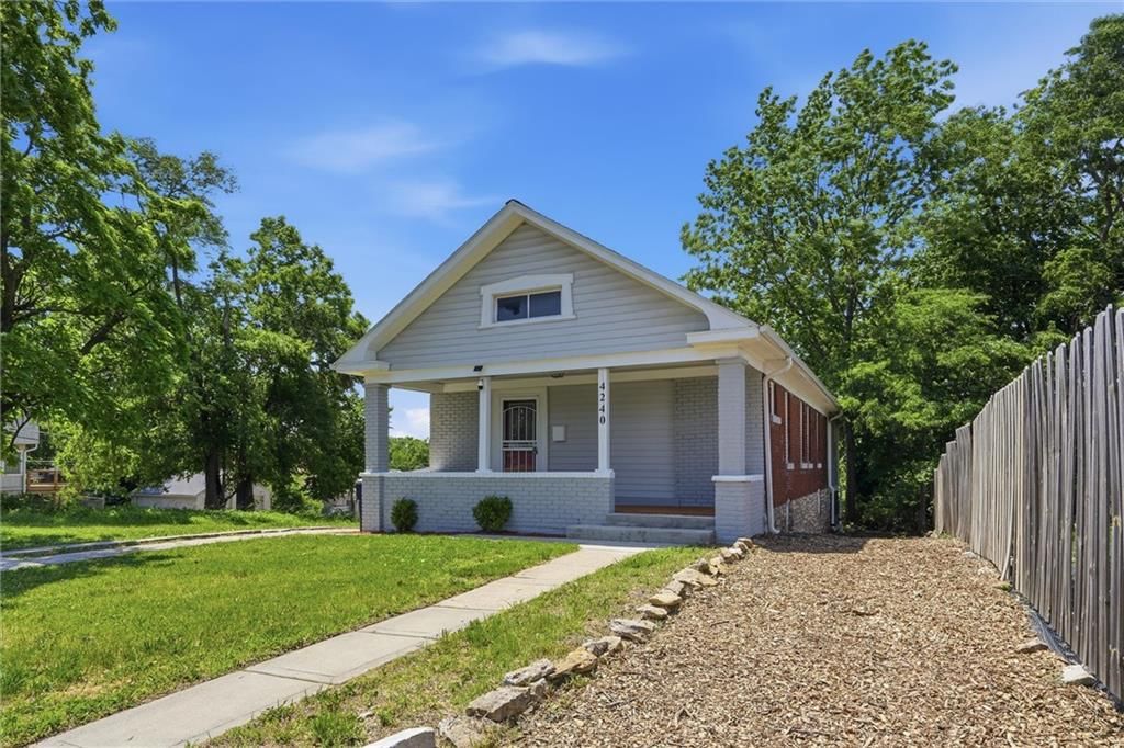 4240 Highland Avenue — photo 3