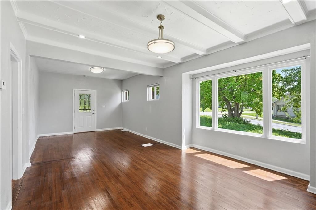4240 Highland Avenue — photo 7