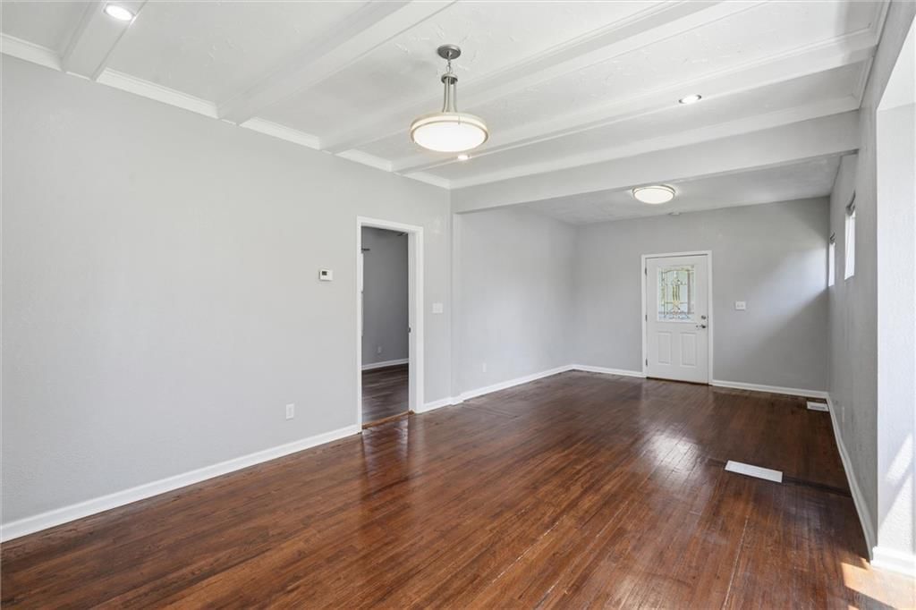4240 Highland Avenue — photo 8