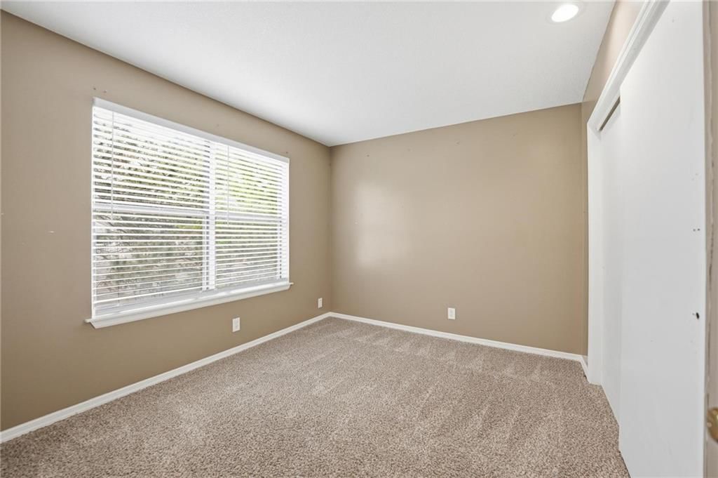 8861 W 106th Terrace — photo 13